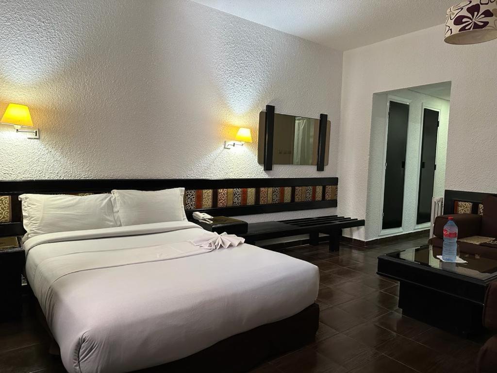 Ourida Urban Hotel Rabat Exterior photo